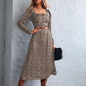 Square Neck Ditsy Floral Dress
